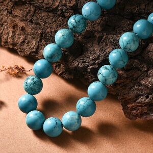 NWOT Blue Howlite Beaded Necklace 18 Inches in Platinum Bond, 12 mm beads